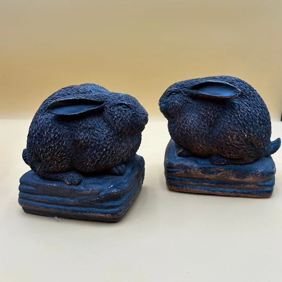 Vintage bunny rabbit bookends, Easter, academia. Very Nice And Heavy - Picture 1 of 3